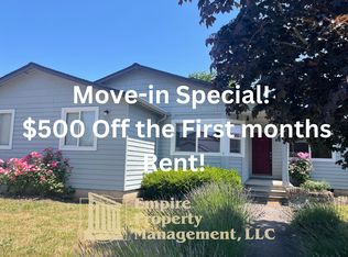 981 Echo Hollow Rd, Eugene, OR 97402
