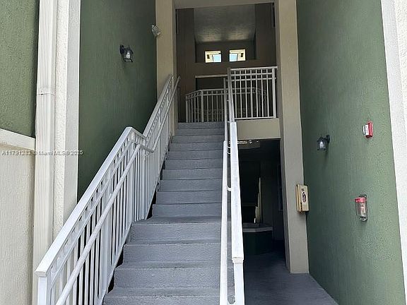 3rd image of 11102 NW 83rd St APT 216