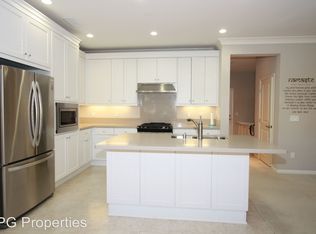 64 Thornhurst, Irvine, CA 92620