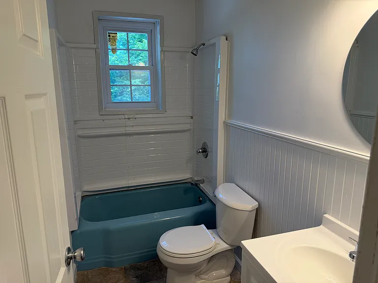 72 Benson St #4 — Photo 4