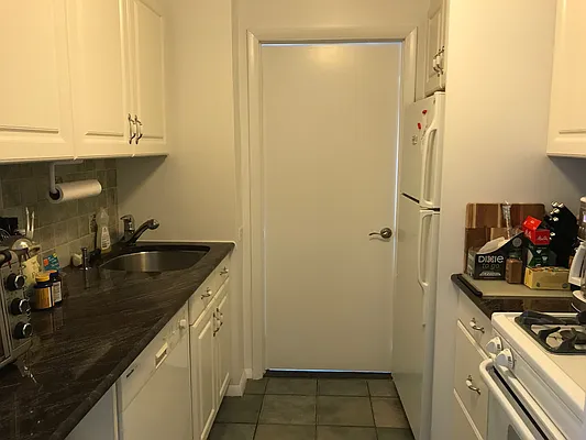 Sold by MacDouglas Properties | media 22