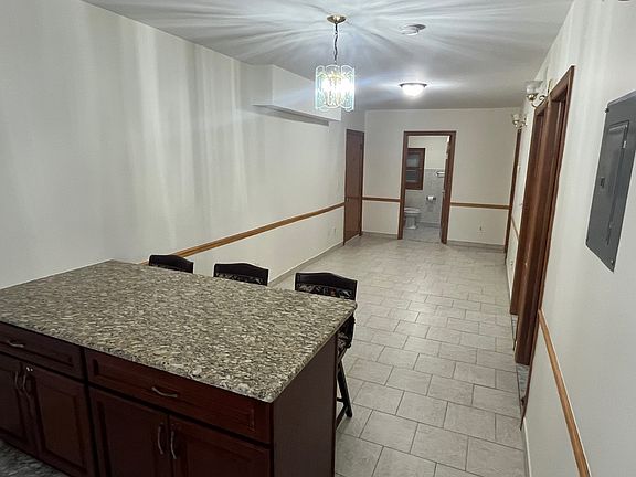 3rd image of 92-94 Pacific St Floor 1