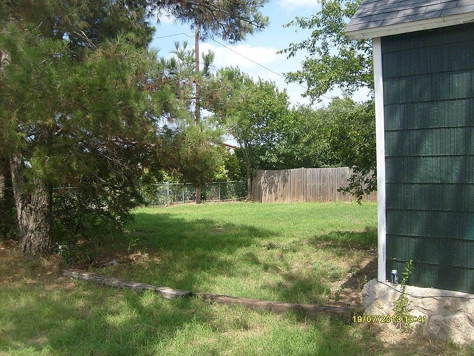 2nd image of 429 Highland Ave