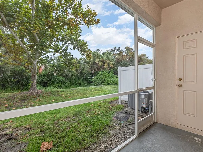 1125 Grantham Dr — Photo 28
