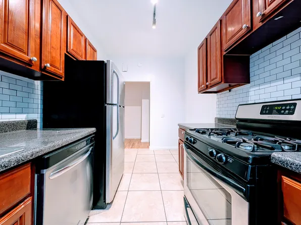 1087 Carroll Street image 1 of 7