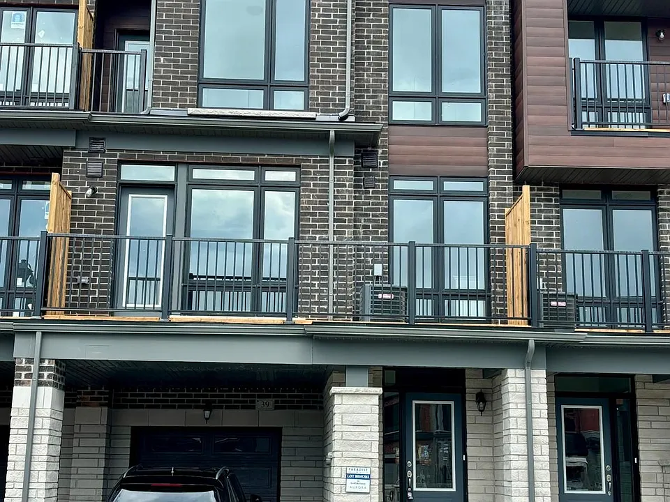 39 Griffith St