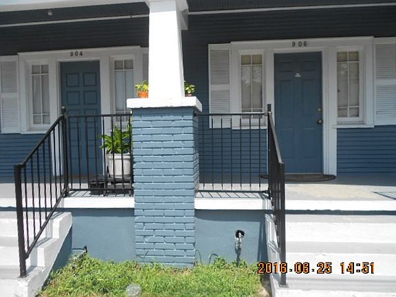 2nd image of 904 Belleville St