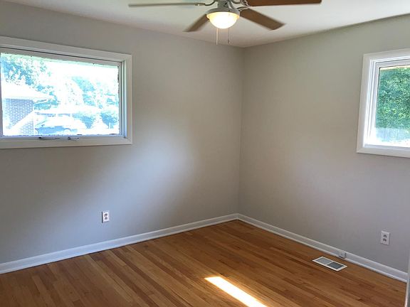 5th image of 907 Lawndale Dr