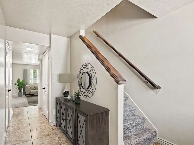 Angels Landing Townhomes — Photo 8