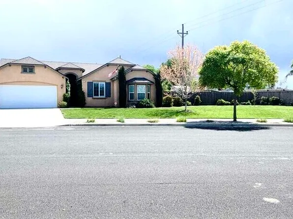1024 Geneva Drive, Lemoore, CA 93245