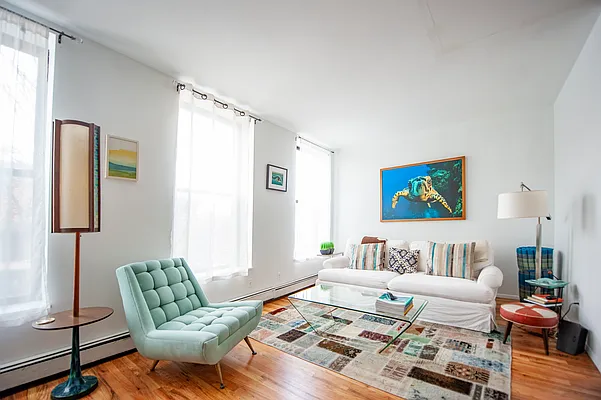 Rented by Brownstone Real Estate | media 9