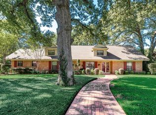 820 Cedar Crest Ln, Corsicana, TX 75110