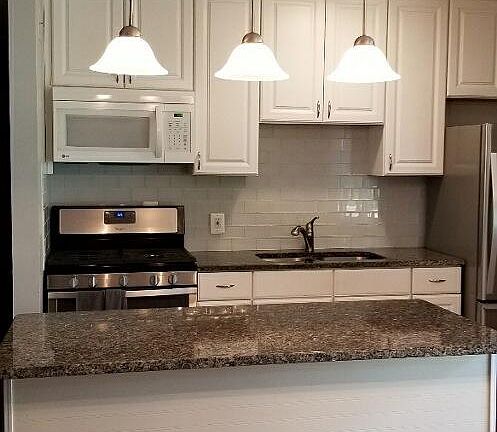 5th image of 4526 Knoll Dr