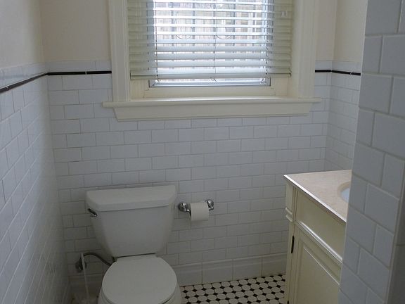 5th image of 14 14th St NE