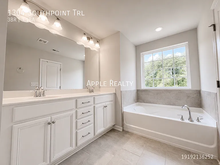 1304 Southpoint Trl — Photo 43