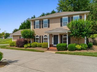 896 E Summit Dr, Dalton, GA 30721