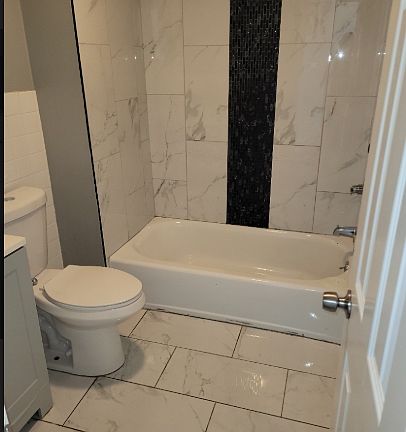 2nd image of 357 Nichols St #2