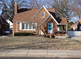 201 E Embert Pl, Peoria, IL 61603