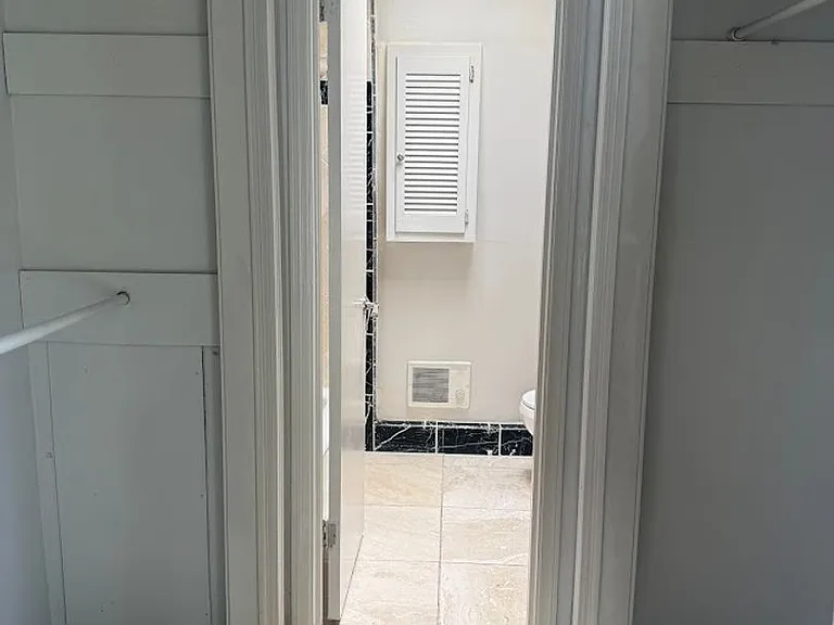 2704 San Pedro St #14 — Photo 14