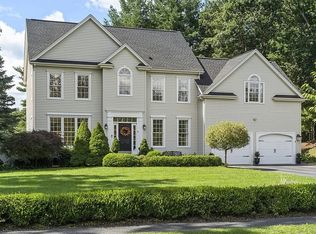 3 Green Ln, Upton, MA 01568