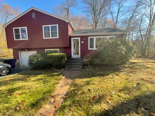 24 Longate Road, Clinton, CT 06413