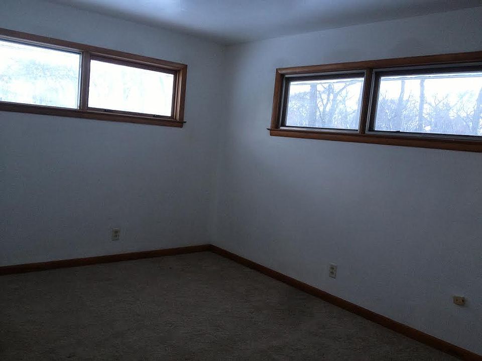 1st image of 2725 Corby Blvd