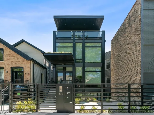 831 N Fairfield Ave #1, Chicago, IL 60622