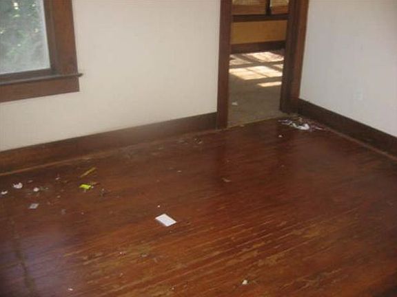 3rd image of 311 E Alabama Ave