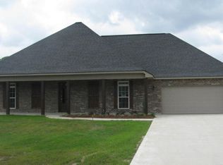 106 Mirante Dr, Leesville, LA 71446