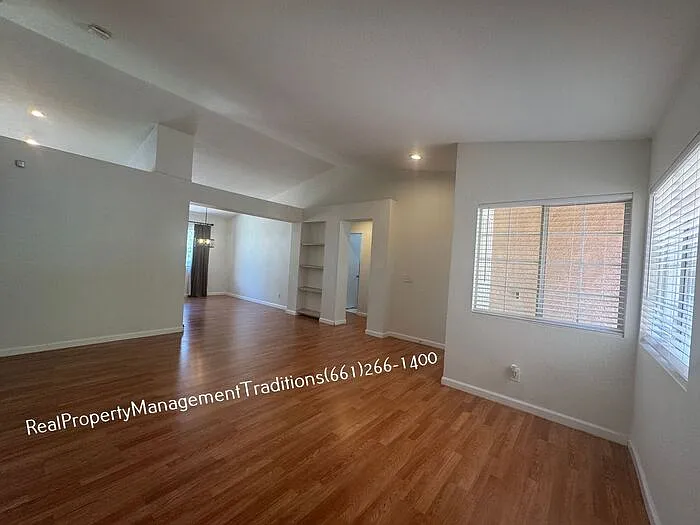 3809 Cocina Ln #L — Photo 3