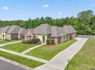 30979 Ridgeway Dr, Walker, LA 70785