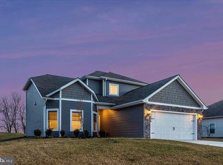 10026 Roulette Dr, Hagerstown, MD 21740