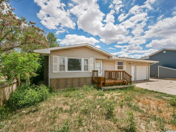 213 S Fillmore St, Laramie, WY 82070