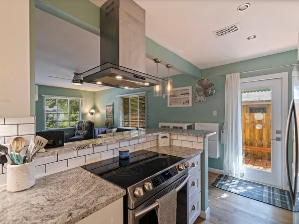 750 53rd Ave N, Saint Petersburg, FL 33703