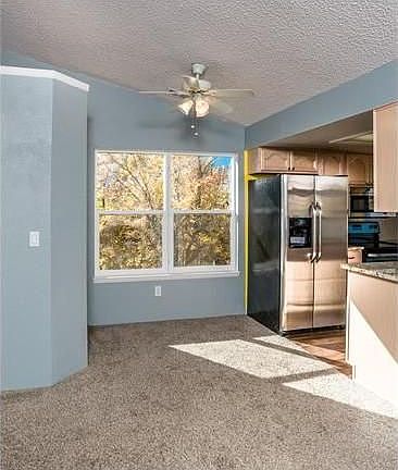 Bright Eating Space
