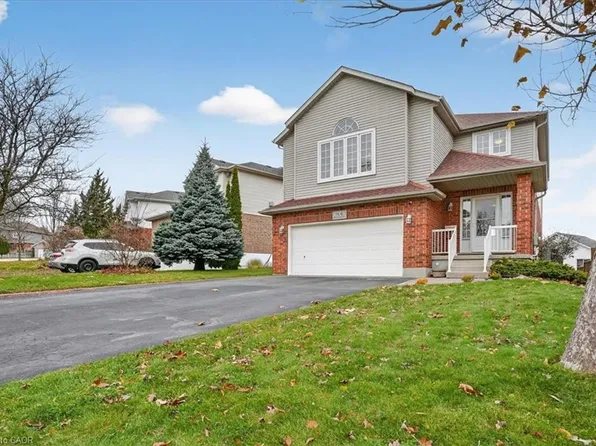 166 Bridgewater Cres, Waterloo, ON N2T 2M1