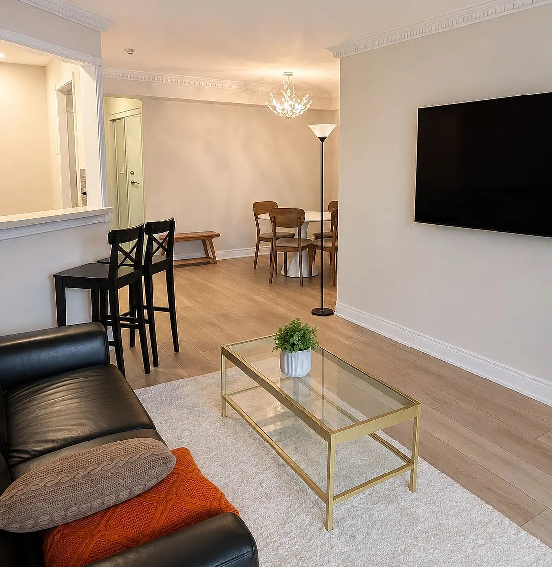 4 bed, $3,400 — Photo 4