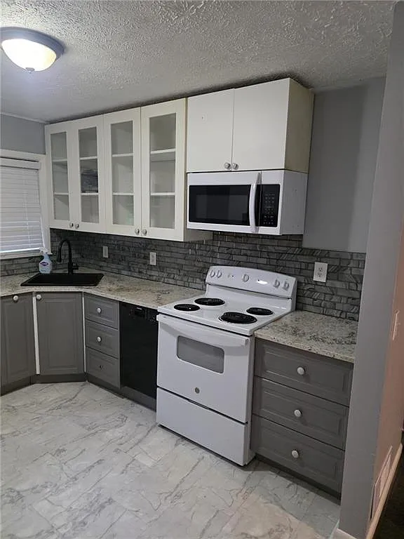 2 bed, 1.0 bath, 850 sqft, $1,350 — Photo 4