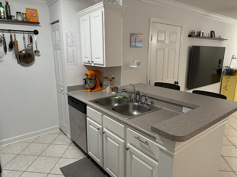 8911 Manor Loop #103 — Photo 8