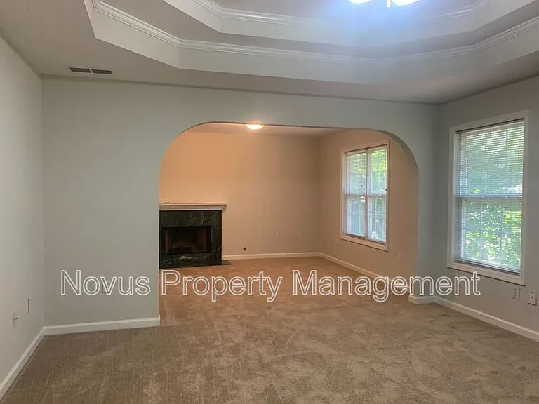 7439 Mason Falls Dr — Photo 20