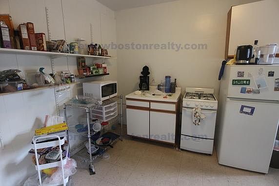 4th image of 1630 Commonwealth Ave #Rl23