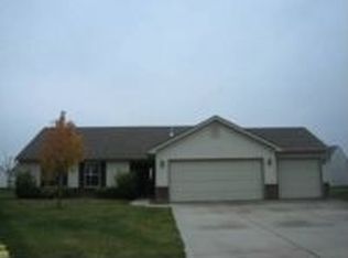 3824 Claystone Cv, New Haven, IN 46774
