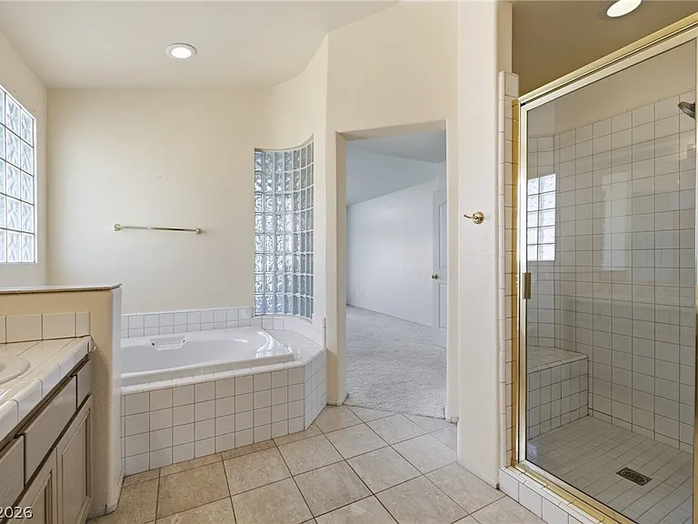 9236 Eagle Ridge Dr — Photo 14