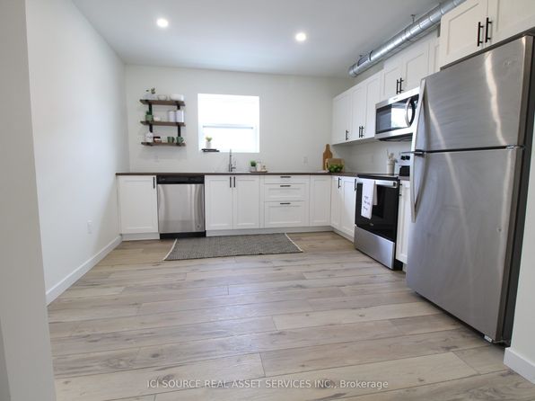 2 Talbot St S UNIT 6, Essex, ON N8M 1A7