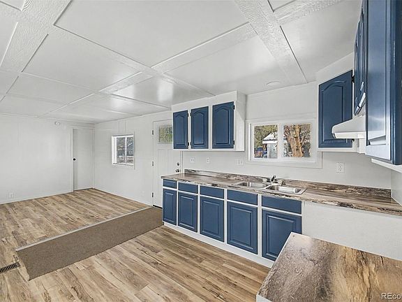 4th image of 2626 Lake Avenue LOT 37