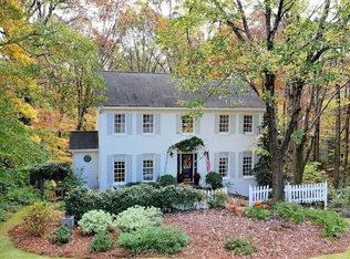 1624 Thoreau Dr, Suwanee, GA 30024