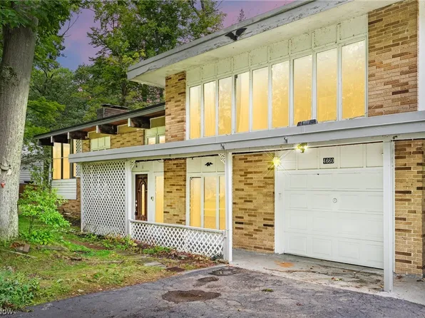 4660 Fairway Dr, Geneva, OH 44041