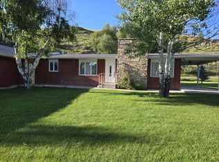 83 Willow Ln, Lewistown, MT 59457