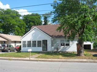 307 3rd Ave SE, Winchester, TN 37398