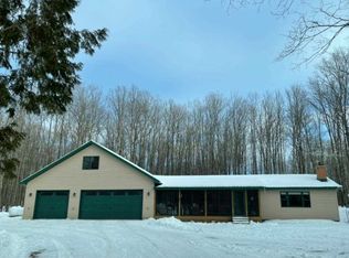 5542 White Eye Lake Rd, Crandon, WI 54520